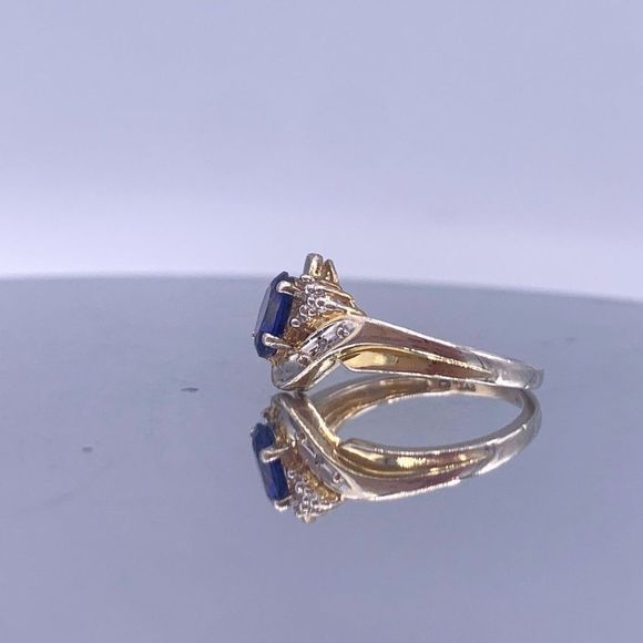 Vintage Sterling Silver Two-Tone Sapphire Ring - Picture 6 of 16